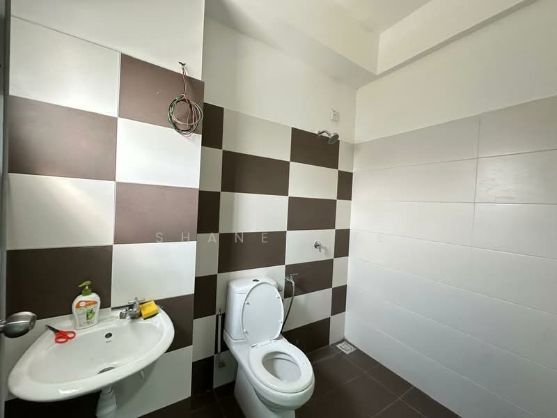 Rumah Teres 2 Tingkat untuk Dijual di Taman Pura Kencana (Batu Pahat) - Shanel Tee - Bathroom - PropertyGuru.com.my