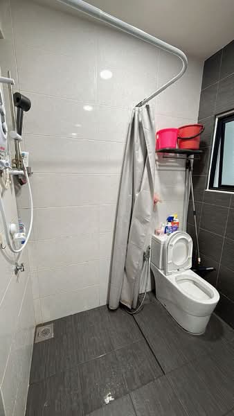 1.5-storey Terraced House for Sale in Taman Akasia (Semenyih) - CK Law - Bathroom - PropertyGuru.com.my