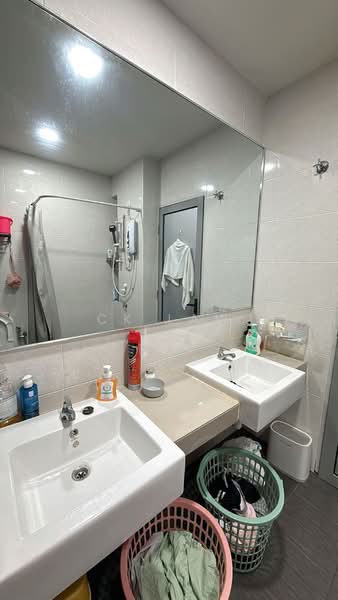 1.5-storey Terraced House for Sale in Taman Akasia (Semenyih) - CK Law - Bathroom - PropertyGuru.com.my
