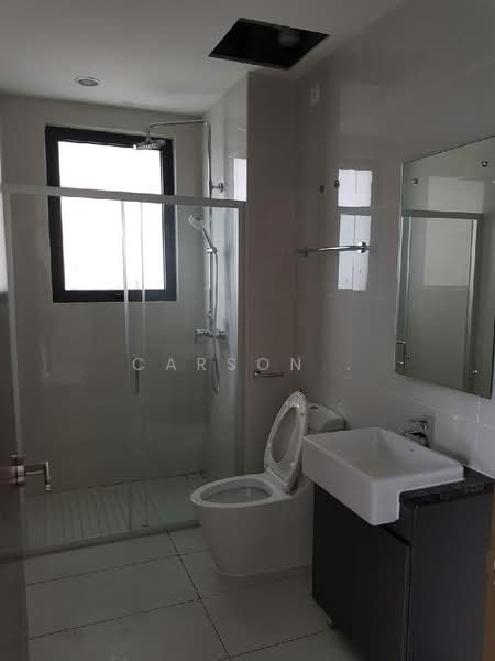 Condominium for Sale at Amberside @ Country Garden Danga Bay - Carson . - Bathroom - PropertyGuru.com.my