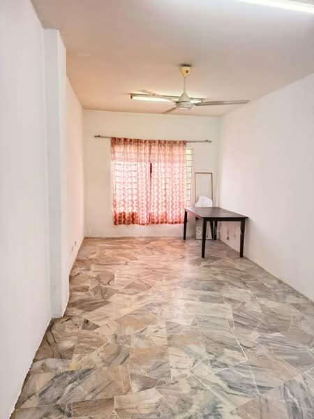 Pangsapuri untuk Disewa di Astana Alam Apartment 2 - Rohana Ishak - Interior - PropertyGuru.com.my
