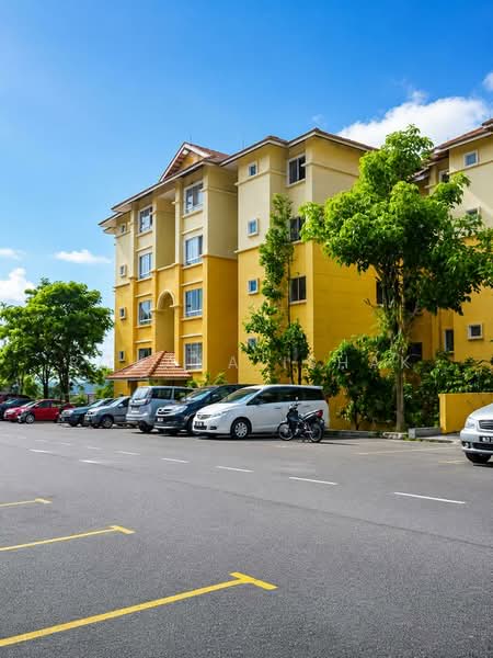 Pangsapuri untuk Disewa di Astana Alam Apartment 2 - Rohana Ishak - Exterior - PropertyGuru.com.my