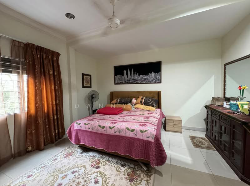 Rumah Teres 2 Tingkat untuk Dijual di Bandar Kinrara (Selangor) - Danny Lee - Bedroom - PropertyGuru.com.my