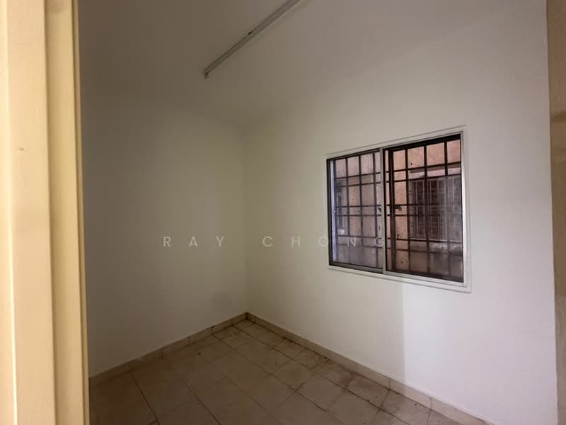 Apartment for Rent at Sri Gotong Apartment - Ray Chong - Interior - PropertyGuru.com.my