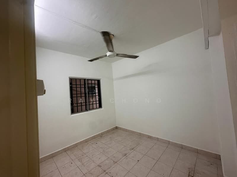 Apartment for Rent at Sri Gotong Apartment - Ray Chong - Interior - PropertyGuru.com.my