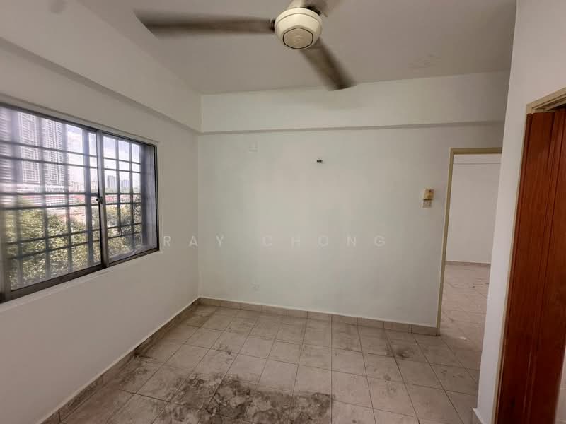 Apartment for Rent at Sri Gotong Apartment - Ray Chong - Interior - PropertyGuru.com.my