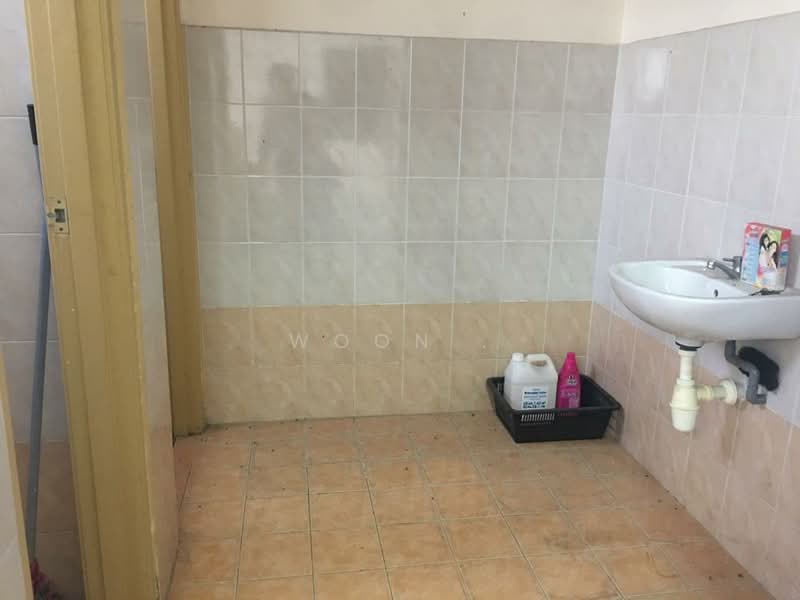 Kedai untuk Dijual di Taman Paya Emas (Paya Rumput) - Woon . - Interior - PropertyGuru.com.my