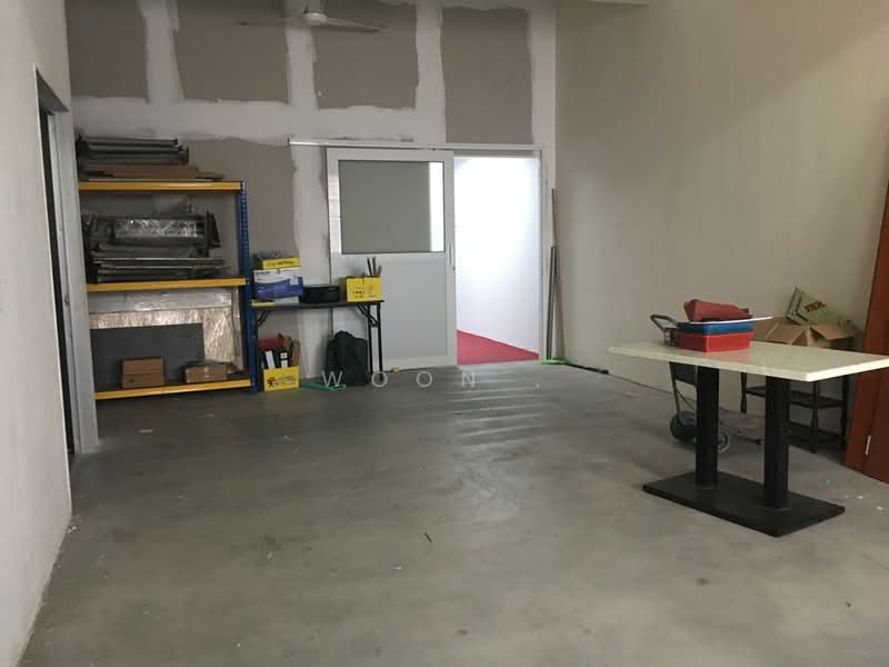 Kedai untuk Dijual di Taman Paya Emas (Paya Rumput) - Woon . - Interior - PropertyGuru.com.my