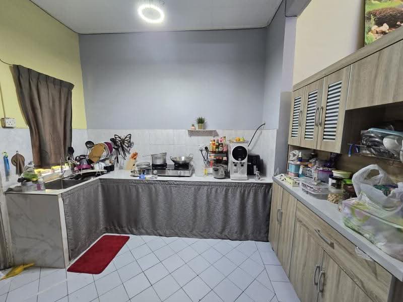 Rumah Teres 1-Tingkat untuk Dijual di Bandar Tasik Puteri (Rawang) - Nazrin Hakimin - Kitchen - PropertyGuru.com.my