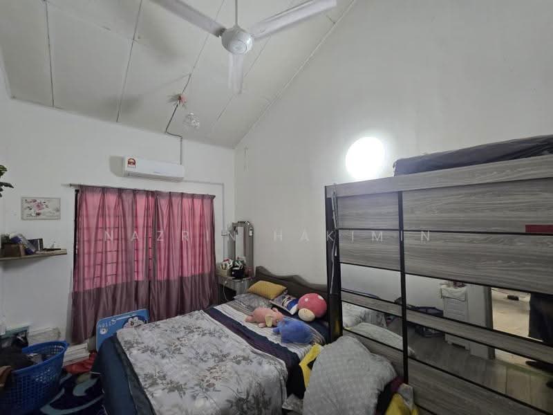Rumah Teres 1-Tingkat untuk Dijual di Bandar Tasik Puteri (Rawang) - Nazrin Hakimin - Bedroom - PropertyGuru.com.my