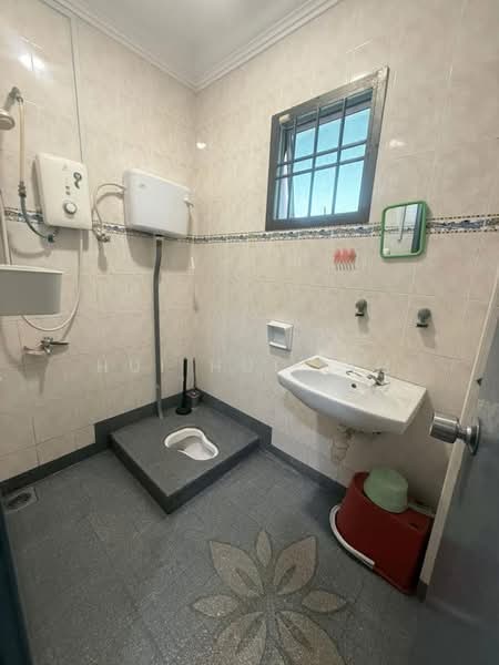 2-storey Terraced House for Sale in Taman Setia Indah (Tebrau) - Hui Hui Lim - Bathroom - PropertyGuru.com.my
