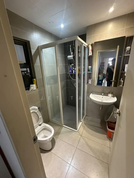Kondominium untuk Disewa di Lakeville Residence - Jet Tan - Bathroom - PropertyGuru.com.my