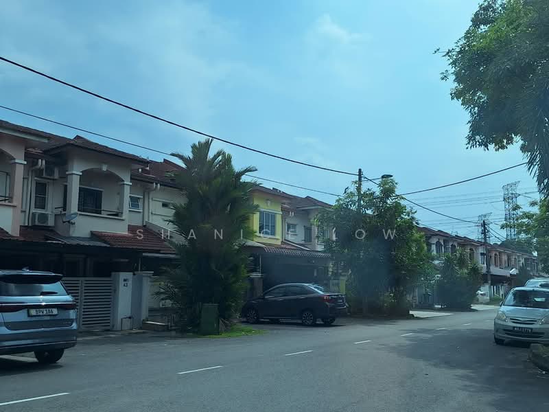 Rumah Teres 2 Tingkat untuk Dijual di Taman Puchong Tekali (Puchong) - Shanice Low - Exterior - PropertyGuru.com.my