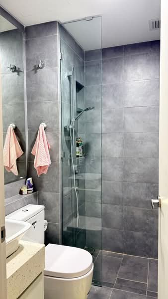 Kondominium untuk Disewa di ALIX Residences - Dacklin Lee - Bathroom - PropertyGuru.com.my