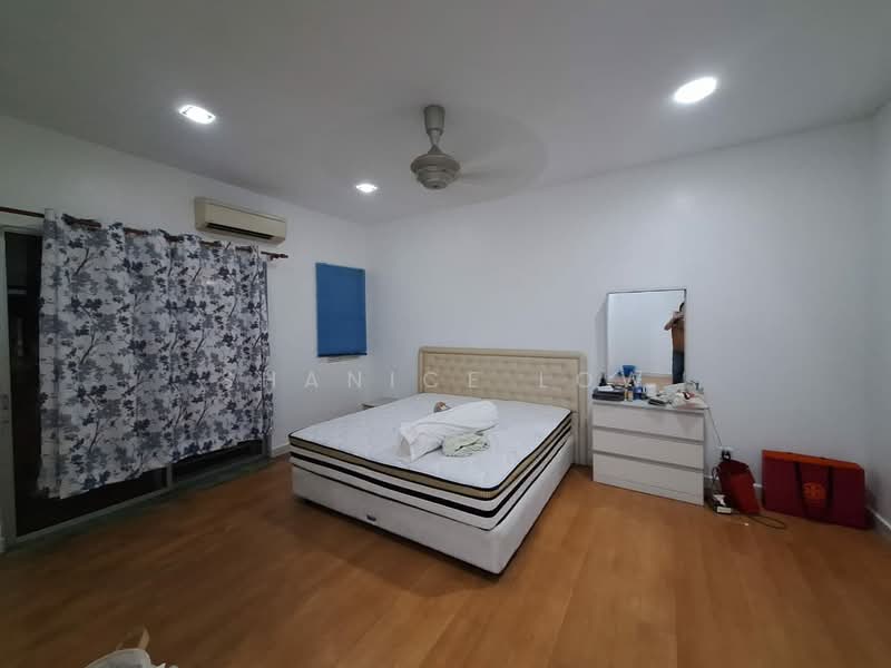 Rumah Teres 2 Tingkat untuk Dijual di Taman Puchong Tekali (Puchong) - Shanice Low - Bedroom - PropertyGuru.com.my