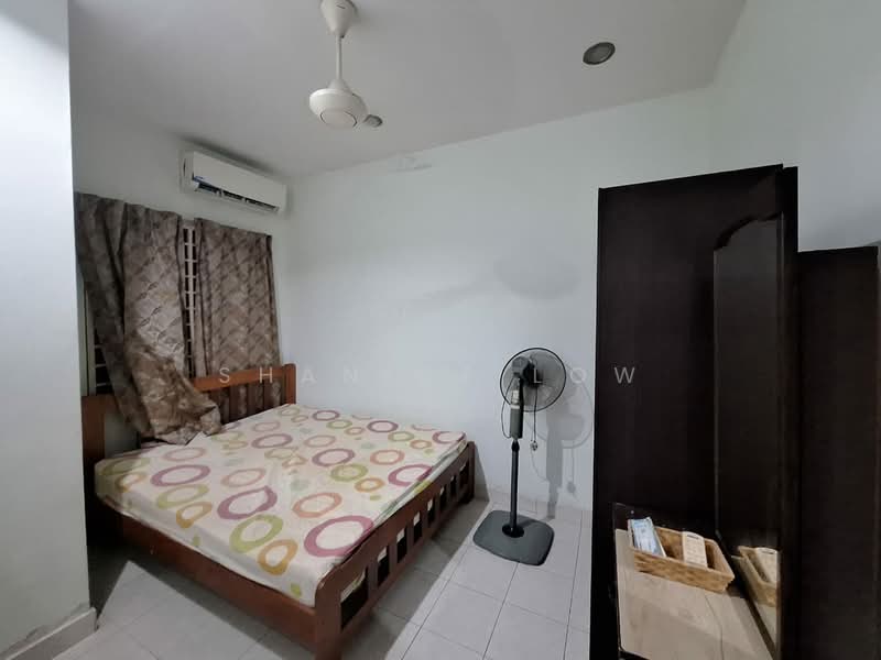 Rumah Teres 2 Tingkat untuk Dijual di Taman Puchong Tekali (Puchong) - Shanice Low - Bedroom - PropertyGuru.com.my