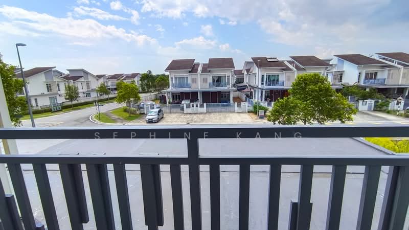 Rumah Berkembar untuk Disewa di Rawang (Selangor) - Sephine Kang - Exterior - PropertyGuru.com.my