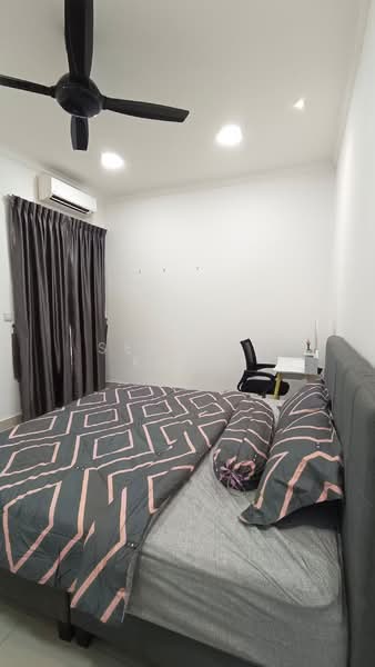 Rumah Berkembar untuk Disewa di Rawang (Selangor) - Sephine Kang - Bedroom - PropertyGuru.com.my
