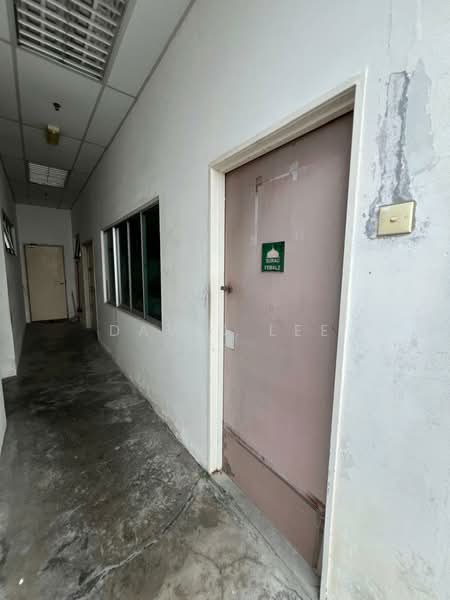 Factory for Rent in Balakong (Selangor) - David Lee - Corridor - PropertyGuru.com.my