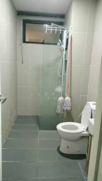 Pejabat untuk Disewa di Taman Sea (Petaling Jaya) - Justin Lim - Bathroom - PropertyGuru.com.my