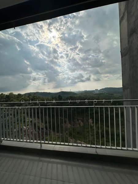 Kondominium untuk Dijual di Green Beverly Hills - Residensi Lili - DILLA YUSOFF - Balcony - PropertyGuru.com.my