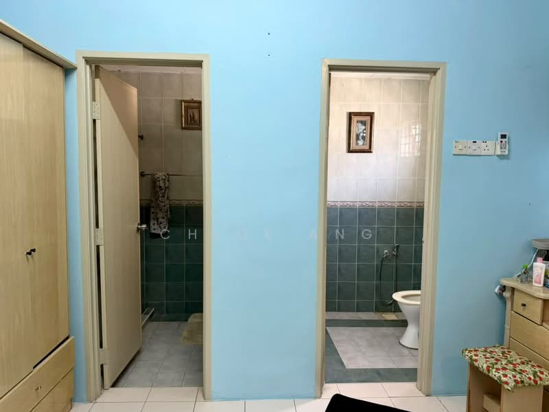 Semi-Detached House for Sale in Bukit Mertajam (Penang) - Chloe Ang - Bathroom - PropertyGuru.com.my