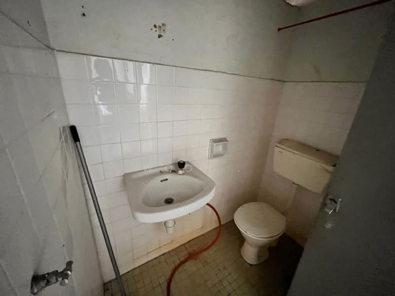 Apartment for Sale at Kesidang Indah - Woon . - Bathroom - PropertyGuru.com.my