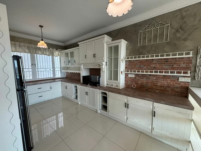 Kondominium untuk Disewa di Central Park condominium - Lucas Foo - Kitchen - PropertyGuru.com.my