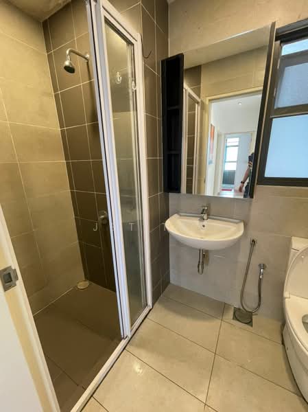 Kondominium untuk Disewa di Lakeville Residence - Jet Tan - Bathroom - PropertyGuru.com.my
