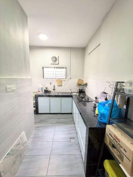 Rumah Teres untuk Disewa di Bandar Bukit Raja (Klang) - Veni Foo Yoke Fuang - Kitchen - PropertyGuru.com.my