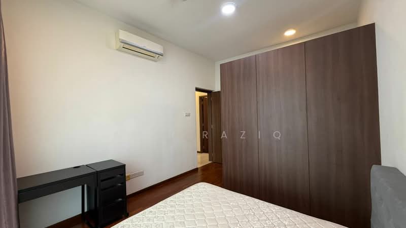 Service Residence for Sale at Crescent Bay Suites (Teluk Bayu) - Amir Raziq - Bedroom - PropertyGuru.com.my