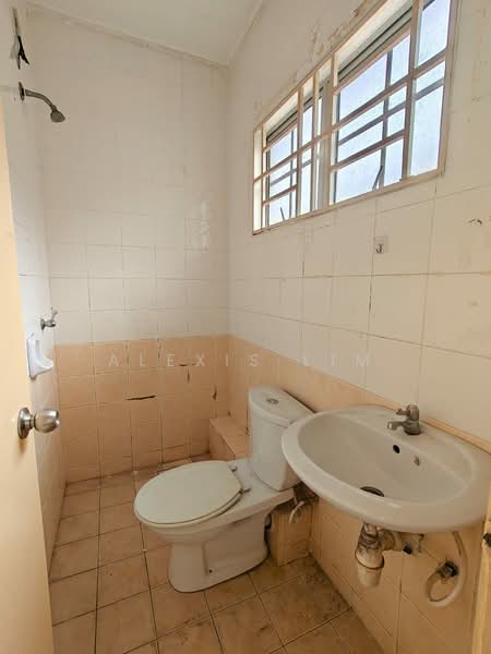 Rumah Teres 2.5 Tingkat untuk Disewa di Bandar Bukit Tinggi 2 (Klang) - Alexis Lim - Bathroom - PropertyGuru.com.my