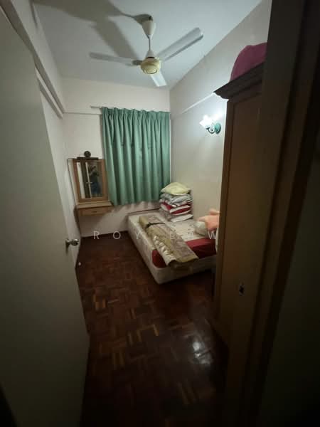 Apartment for Rent at Glory Beach Resort - Roy Law - Bedroom - PropertyGuru.com.my