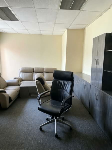 Pejabat untuk Disewa di Batu Tiga (Shah Alam) - Elaine Tan - Interior - PropertyGuru.com.my