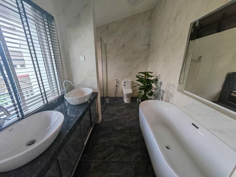 Bungalow for Rent in Seksyen 22 (Petaling Jaya) - Dennis Chang - Bathroom - PropertyGuru.com.my