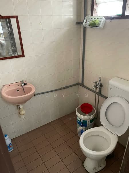 2-storey Terraced House for Sale in Taman Connaught (Cheras) - Addy Ng - Bathroom - PropertyGuru.com.my