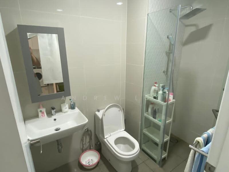 Service Residence for Sale at Continew - Andrew Loh - Bathroom - PropertyGuru.com.my