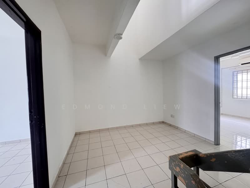 2.5-storey Terraced House for Sale in Bandar Mahkota Cheras (Cheras) - Edmond Liew - Interior - PropertyGuru.com.my