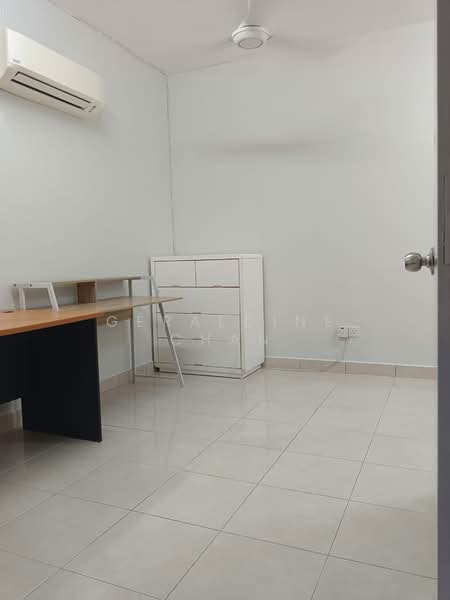 Rumah Teres 2 Tingkat untuk Disewa di Setia Indah (Setia Alam) - Geraldine Chan - Study - PropertyGuru.com.my