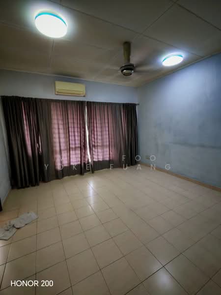 2-storey Terraced House for Rent in Klang (Selangor) - Veni Foo Yoke Fuang - Living Room - PropertyGuru.com.my