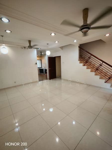 2-storey Terraced House for Rent in Klang (Selangor) - Veni Foo Yoke Fuang - Living Room - PropertyGuru.com.my