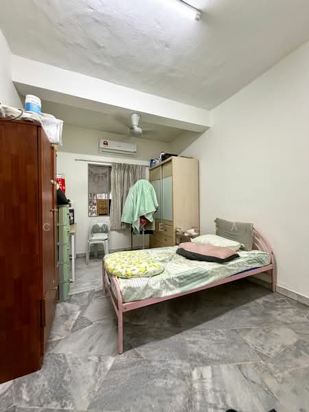 Townhouse for Sale in Bandar Baru Ampang (Ampang) - Chew Ken San - Bedroom - PropertyGuru.com.my