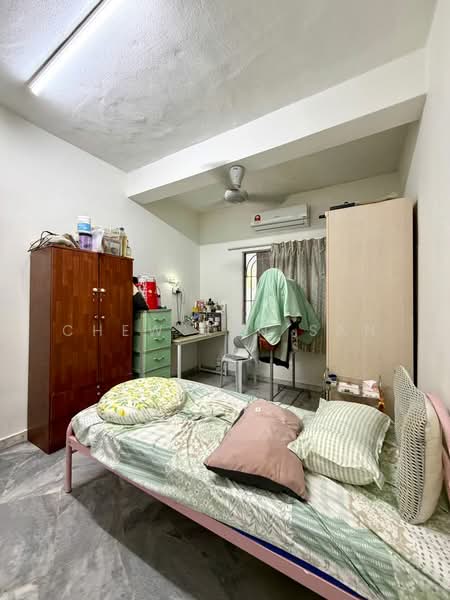 Townhouse for Sale in Bandar Baru Ampang (Ampang) - Chew Ken San - Bedroom - PropertyGuru.com.my