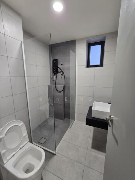 Servis Apartment untuk Disewa di The Era @ Duta North - Rane Ng - Bathroom - PropertyGuru.com.my