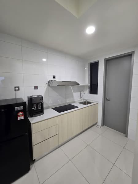 Servis Apartment untuk Disewa di The Era @ Duta North - Rane Ng - Kitchen - PropertyGuru.com.my