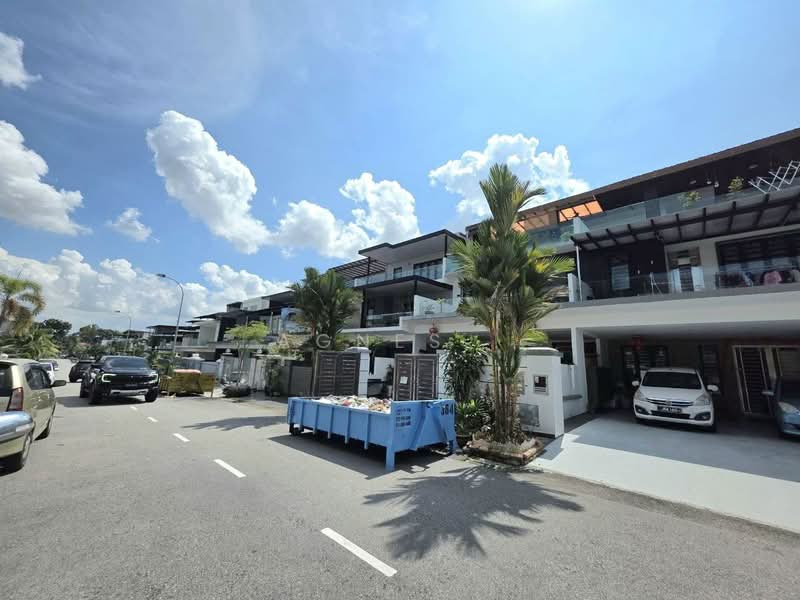 Rumah Teres 2 Tingkat untuk Dijual di Taman Sutera Utama (Skudai) - Agnes . - PropertyGuru.com.my
