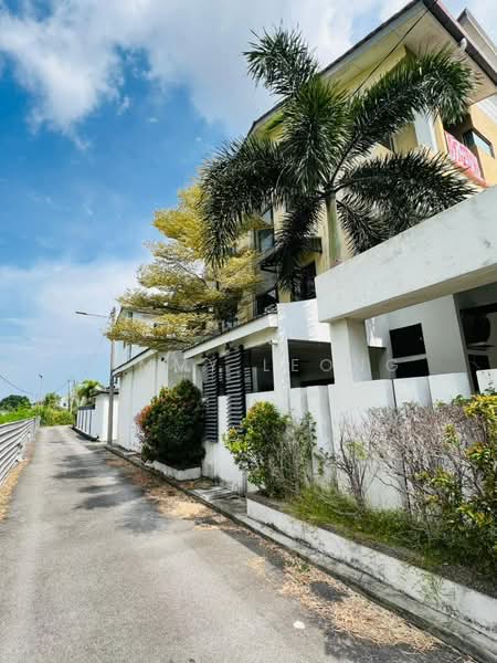 3-storey Terraced House for Sale in Taman Sri Gadong (Klang) - Jimmy Leong - Exterior - PropertyGuru.com.my