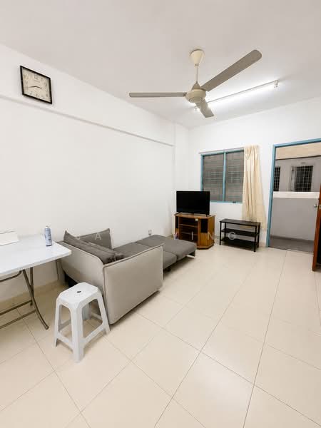 Pangsapuri untuk Disewa di Pandan Ria Apartment (Block A) - JACK YING - Living Room - PropertyGuru.com.my
