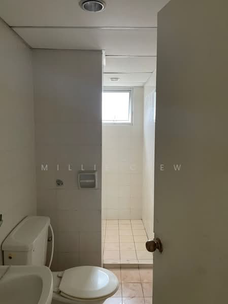 Apartment for Sale at Symphony Park - Millie Chew - Bathroom - PropertyGuru.com.my
