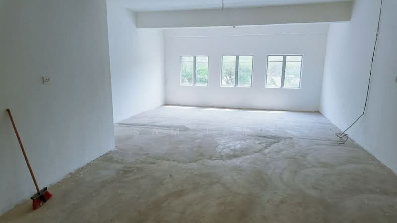 Kedai untuk Dijual di Kuala Kangsar (Perak) - Sam Lam - Interior - PropertyGuru.com.my